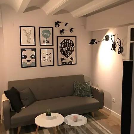 Living - Gobernador Viejo Apartment *