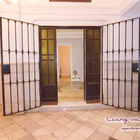 Apartment Living - Gobernador Viejo *