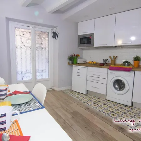 Living - Gobernador Viejo Apartment *